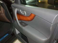 2011款 FX50 5.0L 自动 巅峰版 5座