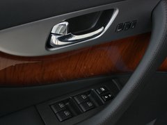 2011款 FX50 5.0L 自动 巅峰版 5座
