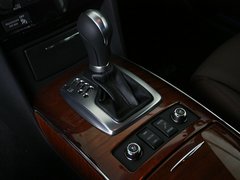 2011款 FX50 5.0L 自动 巅峰版 5座
