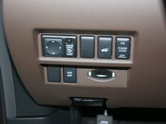 2011款 FX50 5.0L 自动 巅峰版 5座