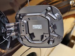 2013款 FX50 5.0L 自动 巅峰版 5座
