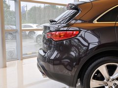2013款 FX50 5.0L 自动 巅峰版 5座