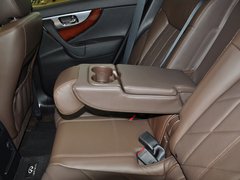 2013款 FX50 5.0L 自动 巅峰版 5座