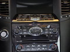 2013款 FX50 5.0L 自动 巅峰版 5座