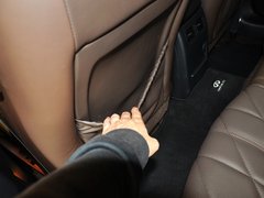 2013款 FX50 5.0L 自动 巅峰版 5座
