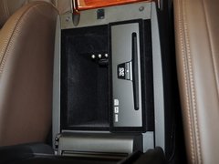 2013款 FX50 5.0L 自动 巅峰版 5座