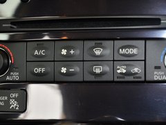 2013款 FX50 5.0L 自动 巅峰版 5座
