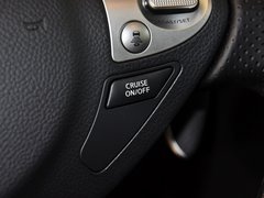 2013款 FX50 5.0L 自动 巅峰版 5座