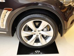 2013款 FX50 5.0L 自动 巅峰版 5座