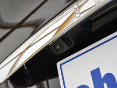 2013款 FX50 5.0L 自动 巅峰版 5座