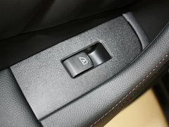 2013款 FX37 3.7L 自动 超越版 5座