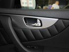 2013款 FX37 3.7L 自动 超越版 5座