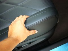 2013款 FX37 3.7L 自动 超越版 5座
