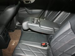 2013款 FX37 3.7L 自动 超越版 5座