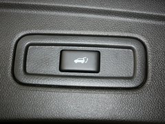 2013款 FX37 3.7L 自动 超越版 5座