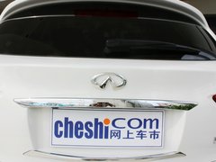 2013款 FX37 3.7L 自动 超越版 5座