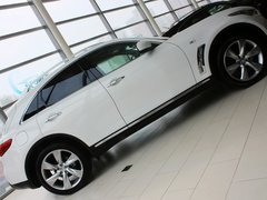 2013款 FX37 3.7L 自动 超越版 5座