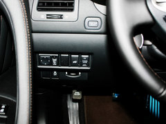 2013款 FX37 3.7L 自动 超越版 5座