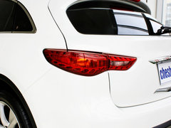2013款 FX37 3.7L 自动 超越版 5座