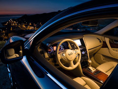 2013款 FX37 3.7L 自动 超越版 5座
