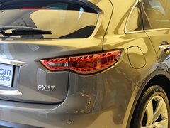 2013款 FX37 3.7L 自动 超越版 5座