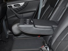 2013款 FX37 3.7L 自动 超越版 5座