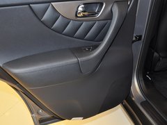 2013款 FX37 3.7L 自动 超越版 5座
