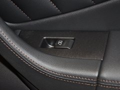 英菲尼迪FX 2013款 FX37 3.7L 自动 超越版 5座