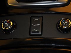英菲尼迪FX 2013款 FX37 3.7L 自动 超越版 5座