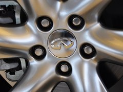 2013款 FX37 3.7L 自动 超越版 5座