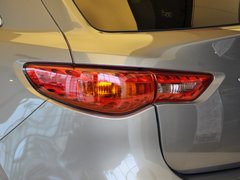 2013款 FX37 3.7L 自动 超越版 5座