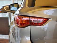 2013款 FX37 3.7L 自动 超越版 5座