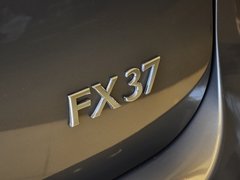 2013款 FX37 3.7L 自动 超越版 5座