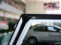 2012款 2.0T 手动 绿静四驱精英型 5座
