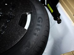 2012款 2.0T 手动 绿静四驱精英型 5座