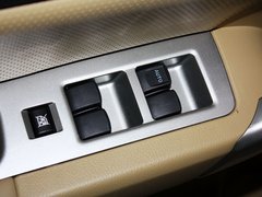 2012款 2.0T 手动 绿静四驱精英型 5座