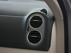 2012款 1.8TSI 手动 两驱进享版 5座