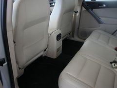 2012款 1.8TSI 手动 两驱进享版 5座
