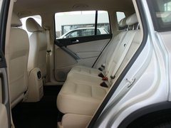 2012款 1.8TSI 手动 两驱进享版 5座