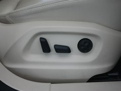 2012款 1.8TSI 手动 两驱进享版 5座