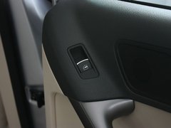 2012款 1.8TSI 手动 两驱进享版 5座