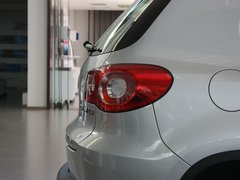 2012款 1.8TSI 手动 两驱进享版 5座