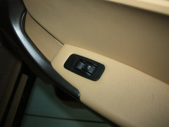 2012款 精英版 1.6L CVT 豪华型 5座