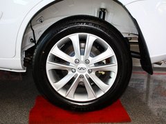 2012款 精英版 1.6L CVT 豪华型 5座