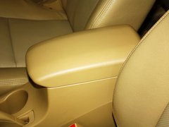2012款 精英版 1.6L CVT 豪华型 5座