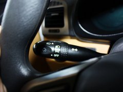 2012款 精英版 1.6L CVT 豪华型 5座
