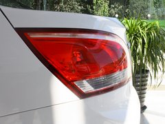 2012款 1.5L 手动 精英型