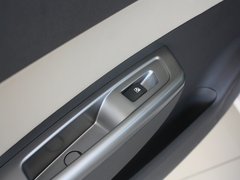 2012款 1.5L 手动 精英型