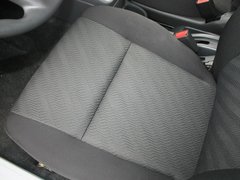 2012款 1.3 自动 JLX 4座