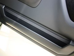 2012款 1.3 自动 JLX导航版 4座